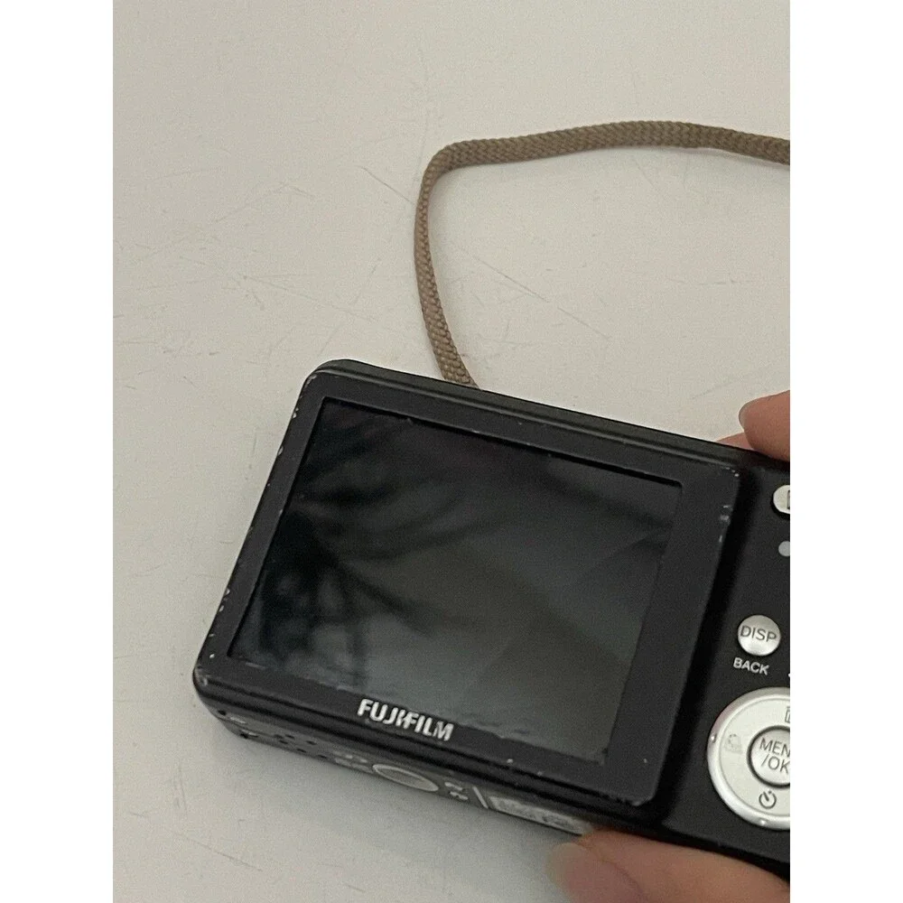 Fujifilm FINEPIX J10 Compact Digital Camera (Parts/Repair)